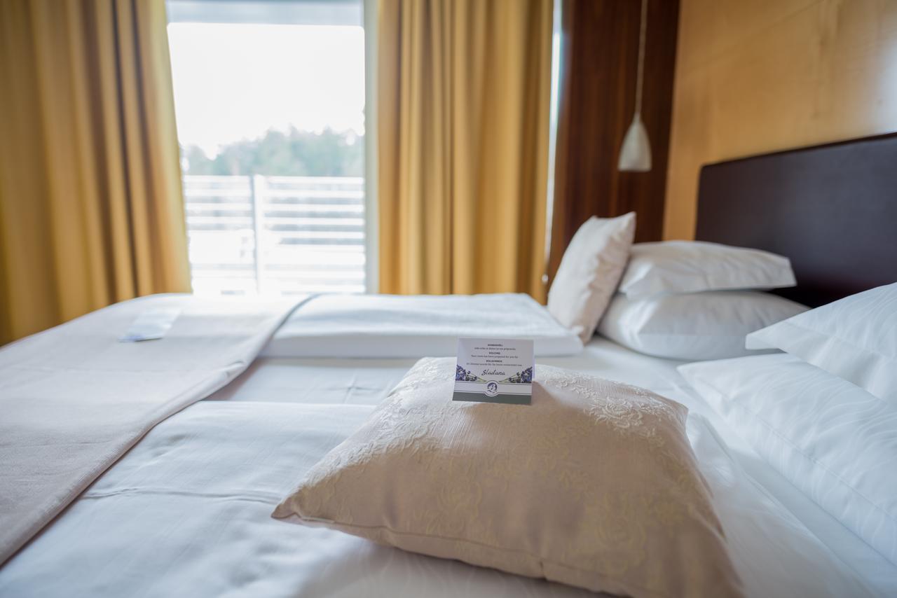 Betnava Hotel Μαριμπόρ Εξωτερικό φωτογραφία