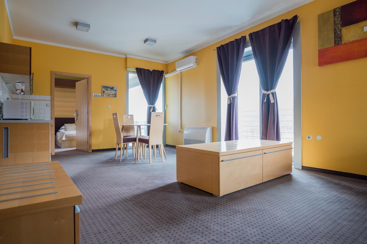 Betnava Hotel Μαριμπόρ Εξωτερικό φωτογραφία